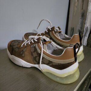 Coach Citysole Runner Khaki Light Saddle Size 13D